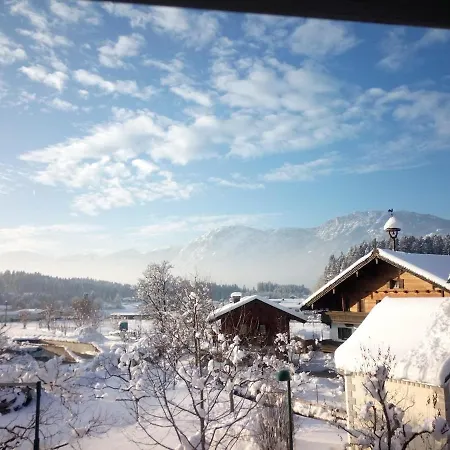 Kapellenblick! Geraeumiges 公寓 *